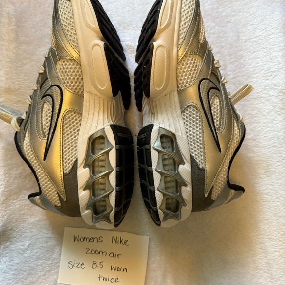 Nike Women's Zoom Air Silver and Black Sneakers - Picture 1 of 3